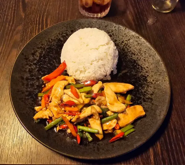 BookNoFees: Καφετέρια – Thai Mai - Bangkok Street Food – Bratislava – Thai Mai - Φαγητό του δρόμου στη Μπανγκόκ, φωτογραφία 2