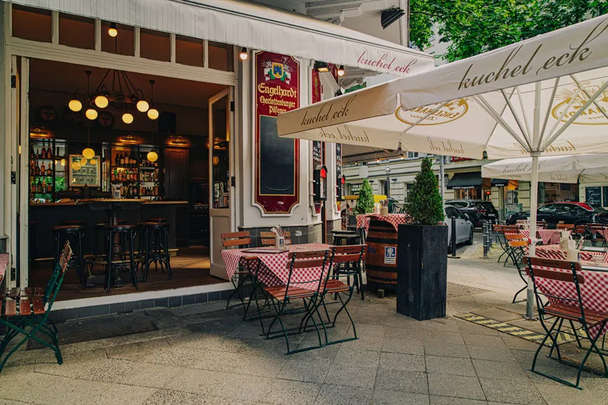 BookNoFees: Εστιατόριο – Kuchel Eck – Berlin – Γωνία της κουζίνας, φωτογραφία 1