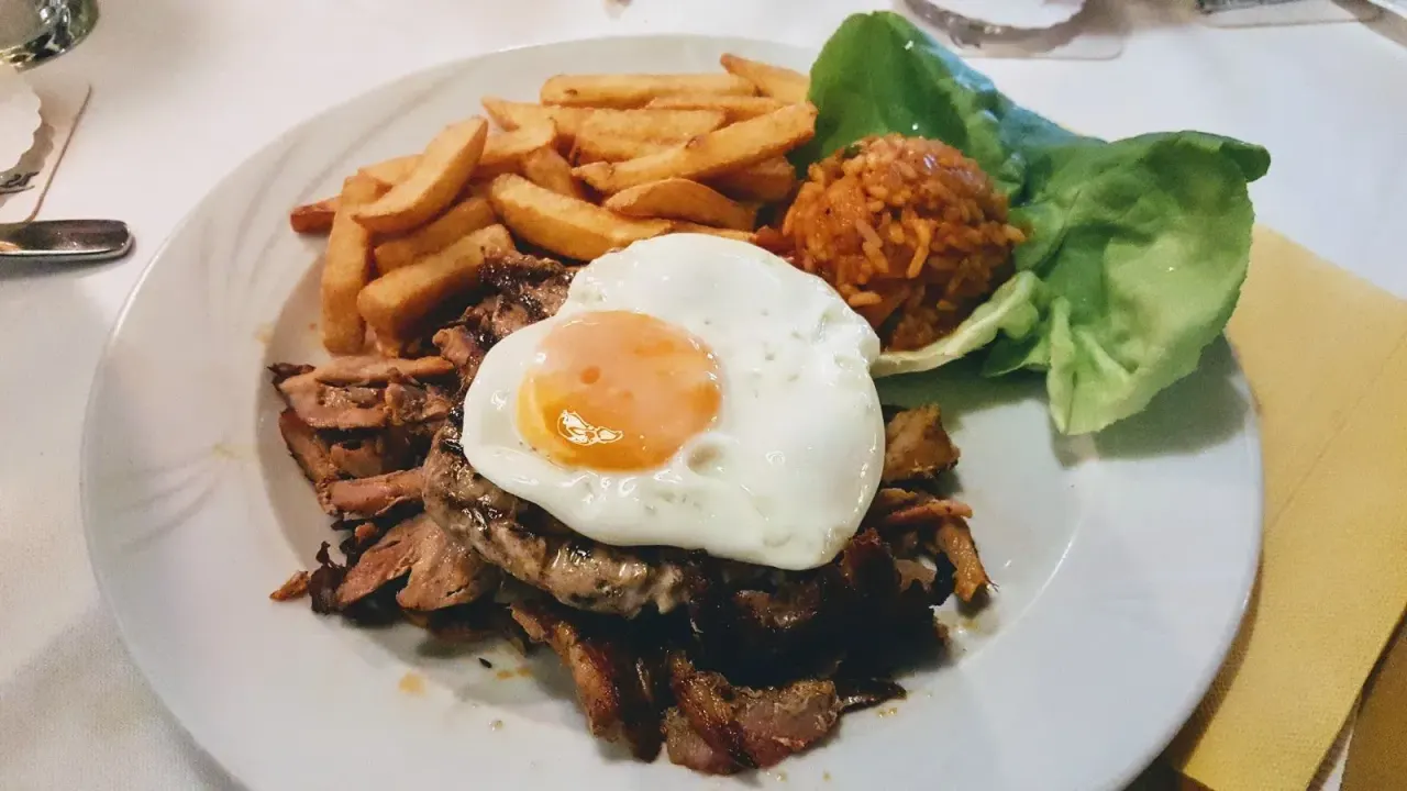 BookNoFees: Εστιατόριο – Restaurant Peleponess – Menden – Εστιατόριο Peleponess, φωτογραφία 1