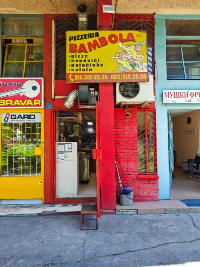 BookNoFees: Bambola, Belgrade