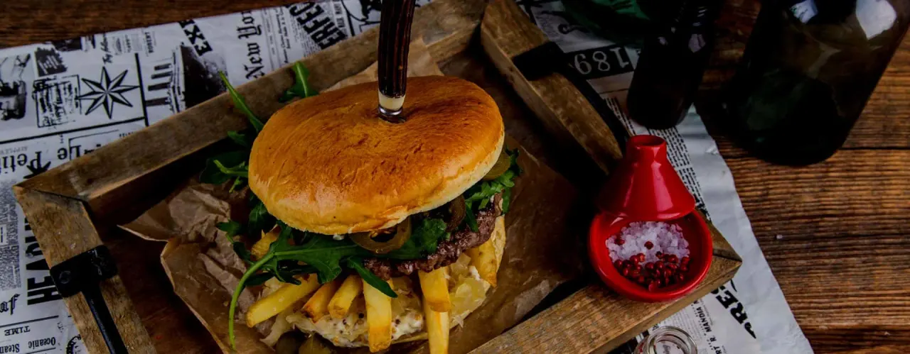 BookNoFees: Σνακ μπαρ – Night Burger – Warsaw – Νυχτερινό μπέργκερ, φωτογραφία 1