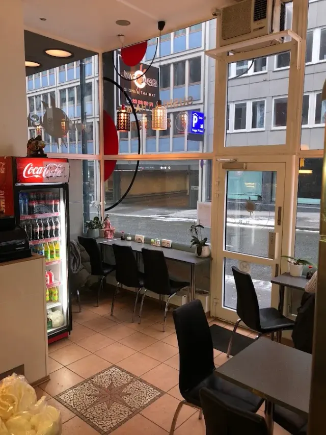 BookNoFees: Juicy Sushi, Oslo