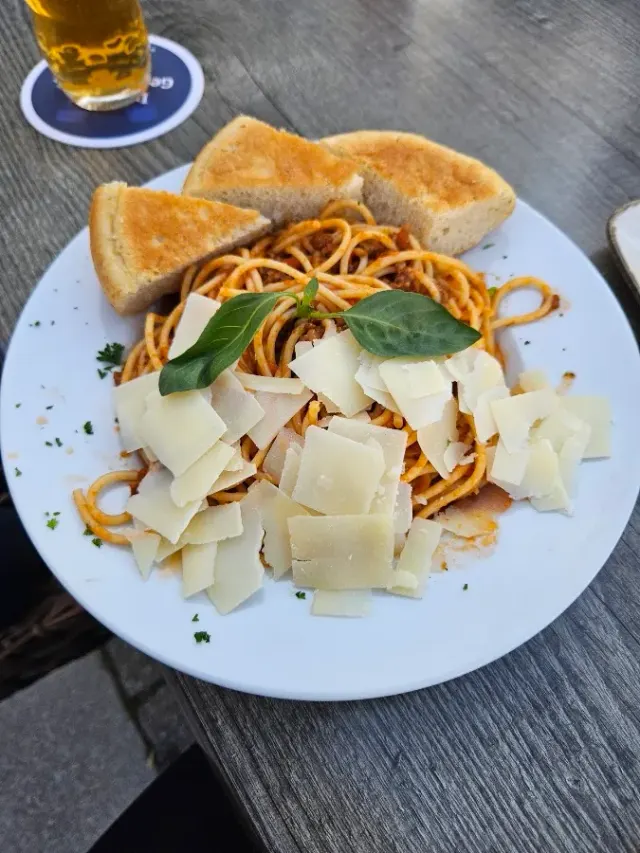 BookNoFees: Εστιατόριο – Kunstwerk Restaurant – Selm – Εστιατόριο «Kunstwerk», φωτογραφία 2