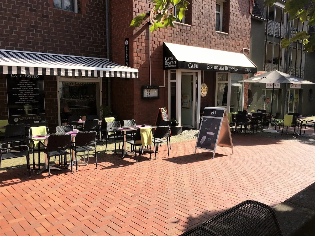 BookNoFees: Εστιατόριο – Café & Bistro Am Brunnen – Fröndenberg – Café & Bistro Am Brunnen, φωτογραφία 1