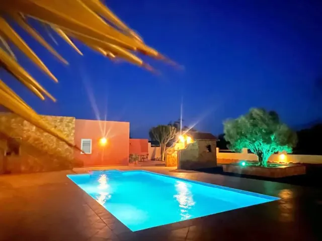 BookNoFees: ενοικιαζόμενο κατάλυμα διακοπών σε Triquivijate – Finca El Lomo – Το άνετο σπίτι σας με ιδιωτική πισίνα, Triquivijate