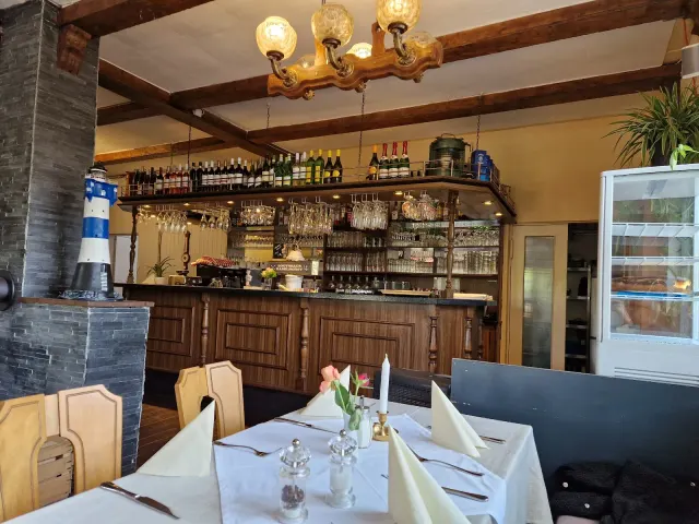 BookNoFees: Εστιατόριο – Bergers Bootshaus – Berlin – Bergers Bootshaus, φωτογραφία 2