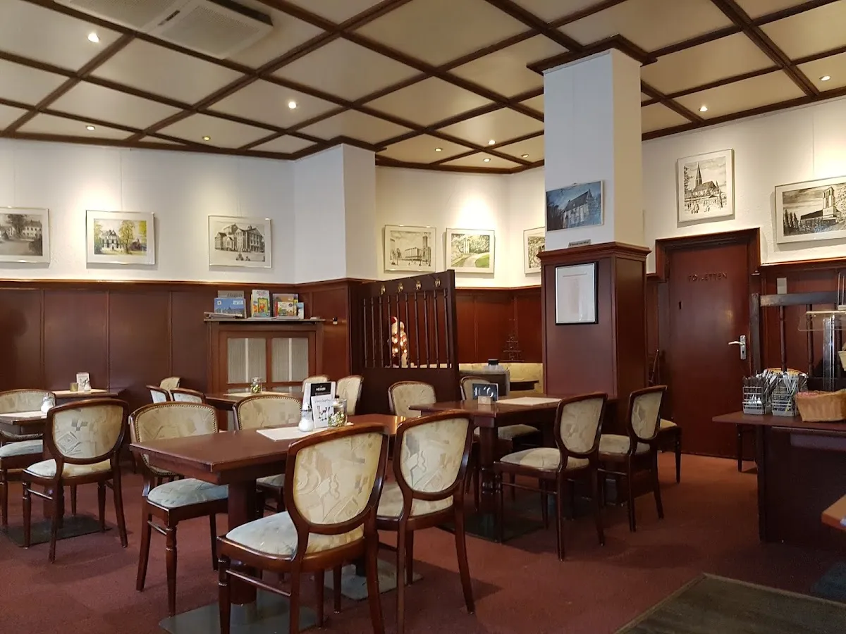 BookNoFees: Εστιατόριο – Café Flores – Hagen – Café Flores, φωτογραφία 1