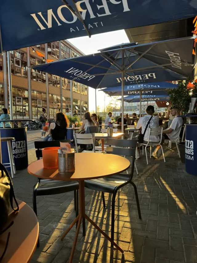 BookNoFees: Εστιατόριο – De Pizzabakkers – Amsterdam – Οι Πιτσαδόροι, φωτογραφία 3