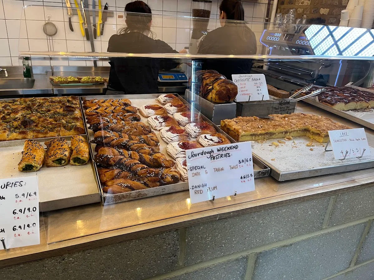 BookNoFees: Αρτοποιείο – Holloway Model Bakery – London – Αρτοποιείο Holloway Model, φωτογραφία 1