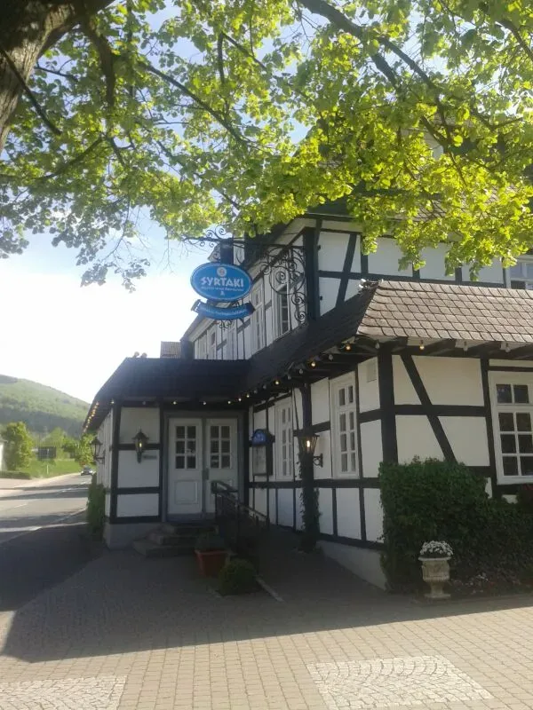 BookNoFees: Restaurant Syrtaki, Olsberg