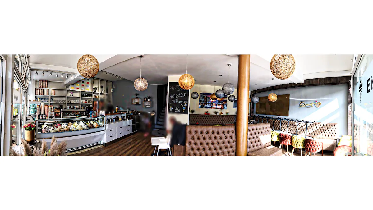 BookNoFees: Εστιατόριο – Ankays Eiscafé – Freudenberg – Ankays Eiscafé, φωτογραφία 1