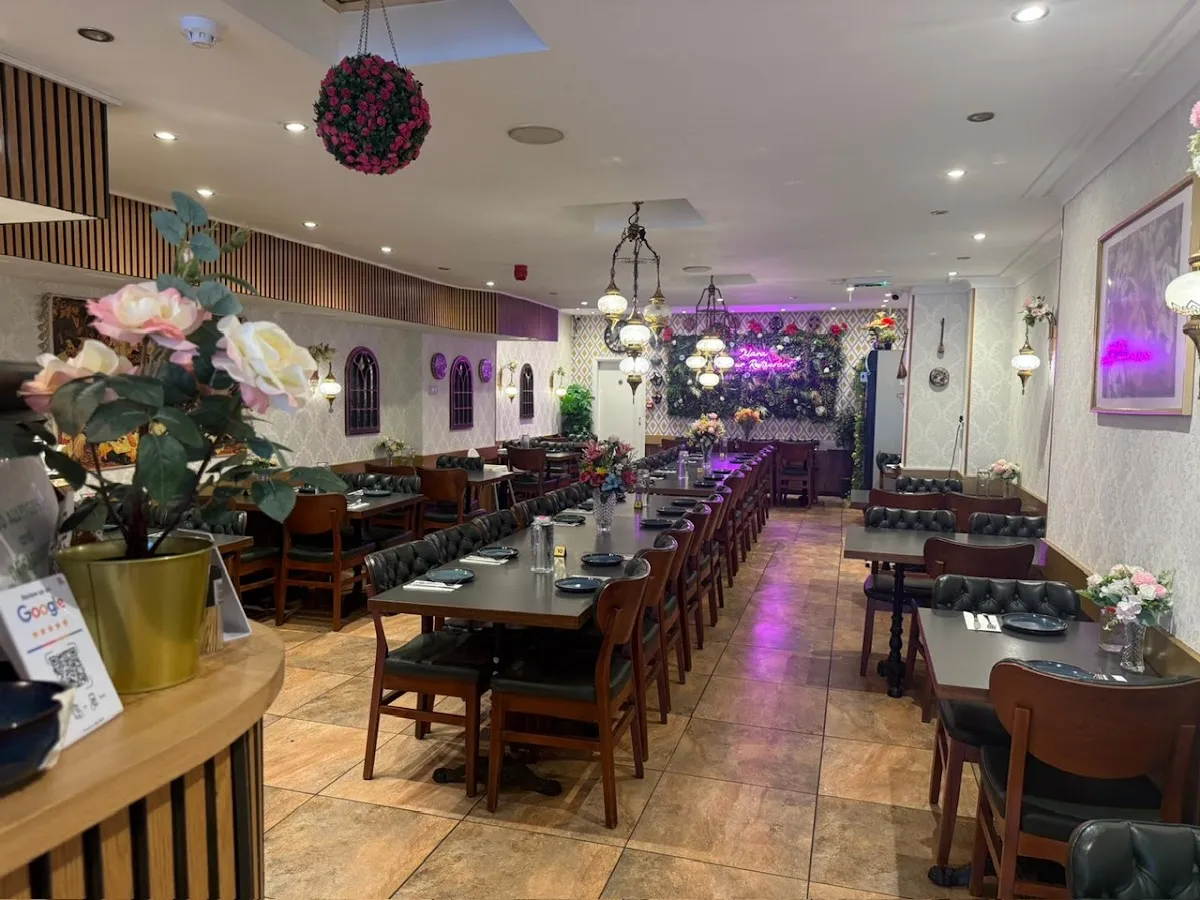 BookNoFees: Εστιατόριο – Dilara Uyghur Restaurant – London – Εστιατόριο «Dilara Uyghur», φωτογραφία 1