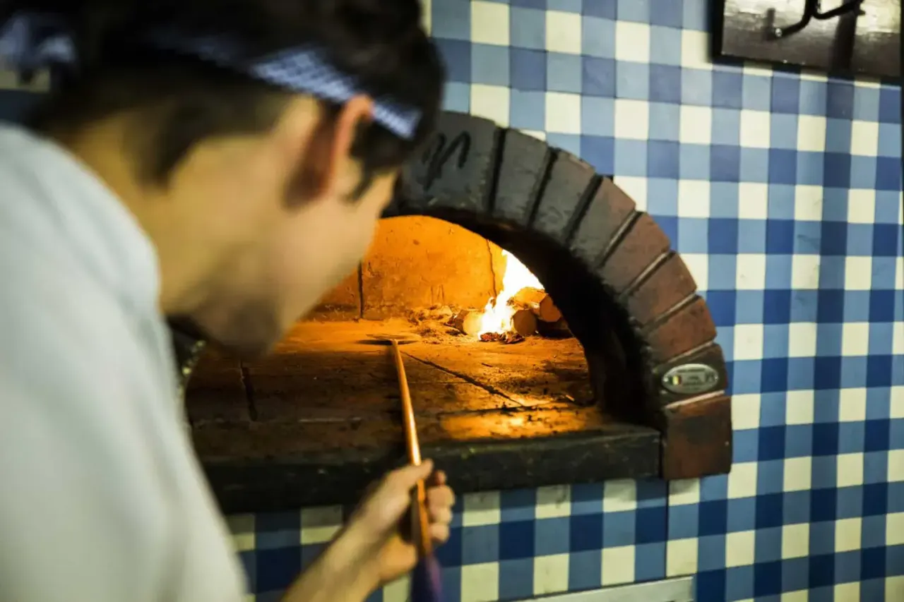 BookNoFees: Σνακ μπαρ – De Pizzabakkers To Go – Amsterdam – Οι Πιτσαδόροι To Go, φωτογραφία 1