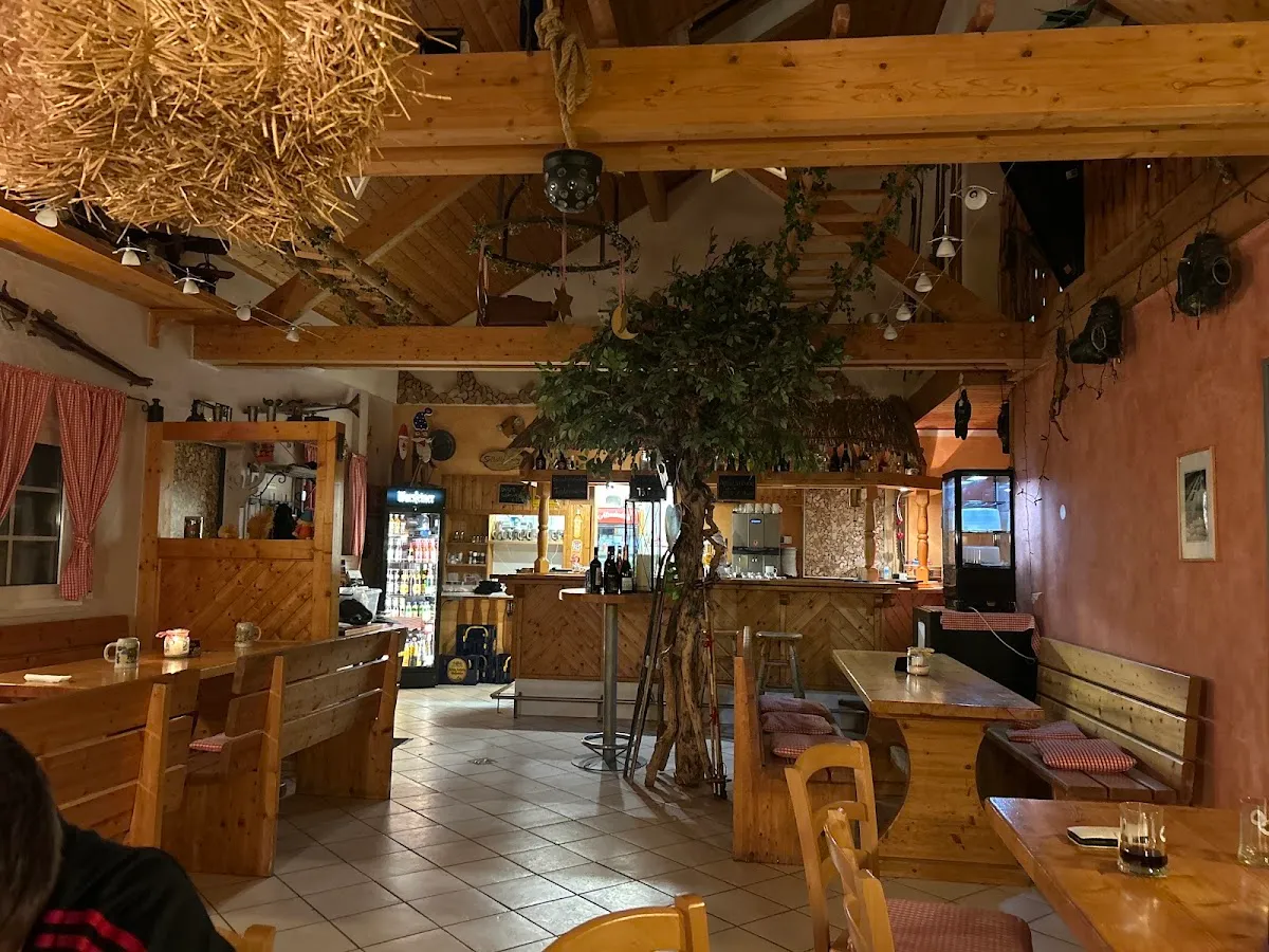 BookNoFees: Εστιατόριο – Schloßberg-Alm – Medebach – Schloßberg-Alm, φωτογραφία 1