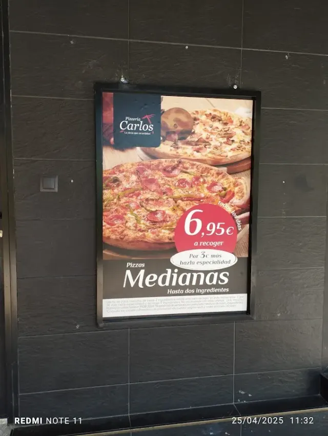 BookNoFees: Εστιατόριο – Pizzeria Carlos – Madrid – Πιτσαρία Carlos, φωτογραφία 2