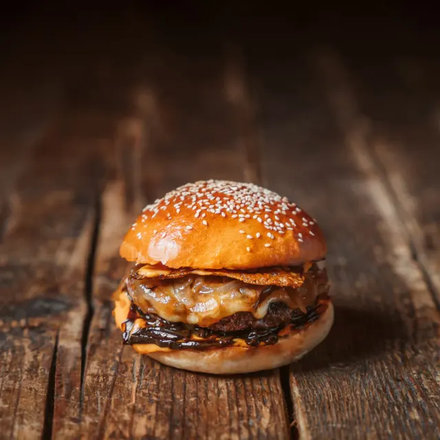 BookNoFees: Σνακ μπαρ – Bamba Marha Burger Bar – Budapest – Bamba Marha Burger Bar, φωτογραφία 2