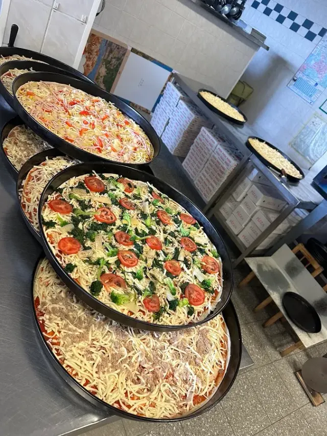 BookNoFees: Εστιατόριο – Don Camillo Pizza-Service – Lüdenscheid – Don Camillo Pizza-Service, φωτογραφία 2