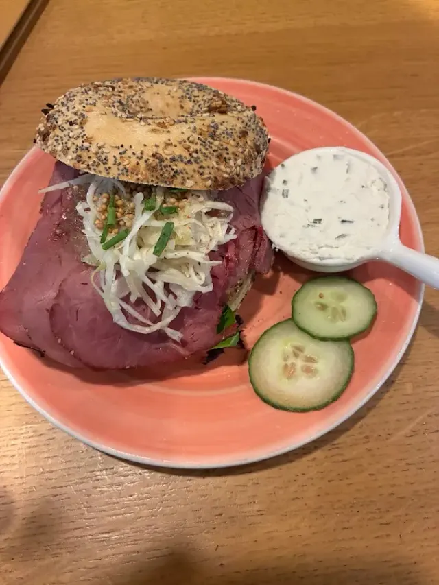 BookNoFees: Εστιατόριο – Bagels & Beans IJdock – Amsterdam – Bagels & Beans IJdock, φωτογραφία 2
