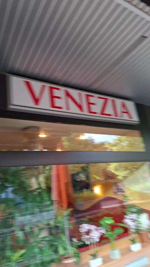 BookNoFees: Εστιατόριο – Eiscafé Venezia – Hemer – Eiscafé Βενετία, φωτογραφία 3
