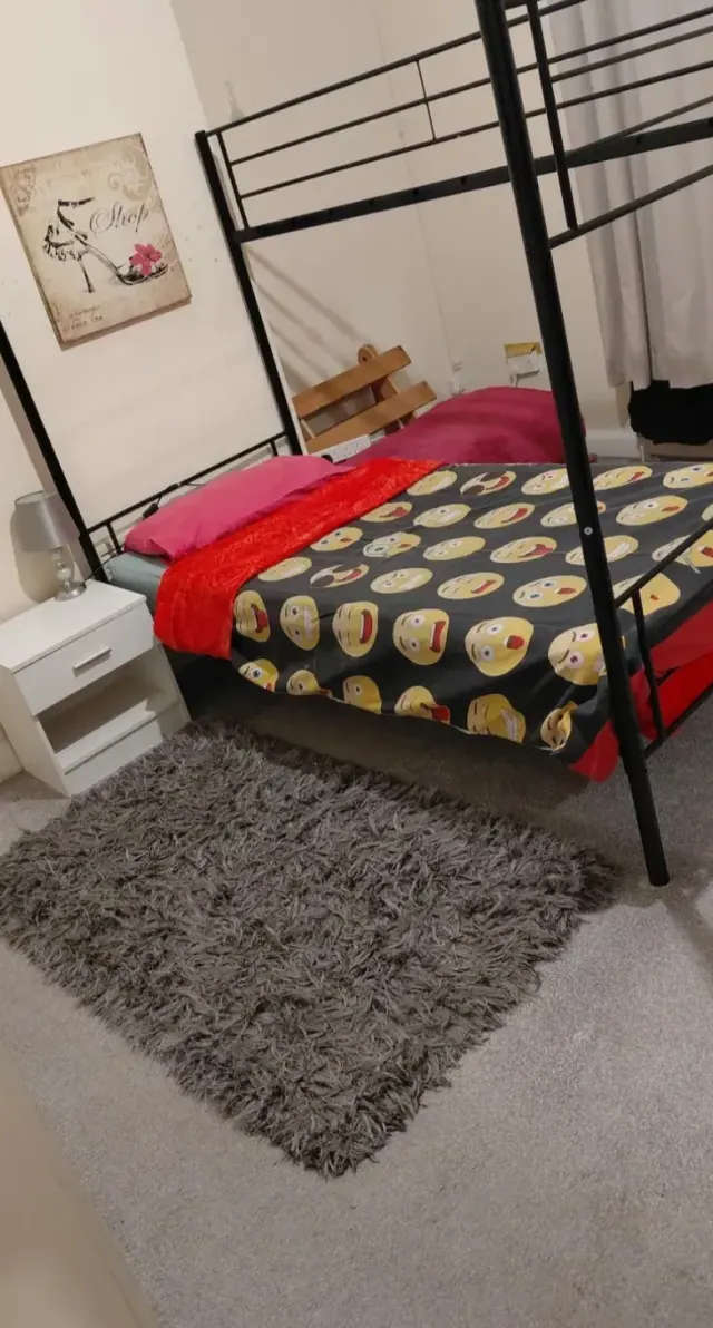 BookNoFees: Δωμάτιο σε σπίτι στο Λιντς – Leeds
