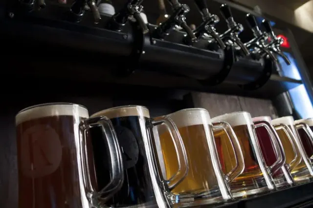 BookNoFees: Εστιατόριο – Kandalló Pub – Budapest – Kandalló Pub, φωτογραφία 2