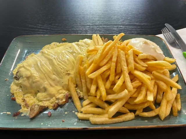 BookNoFees: Εστιατόριο – Balver Grillstübchen – Balve – Balver Grillstübchen, φωτογραφία 3