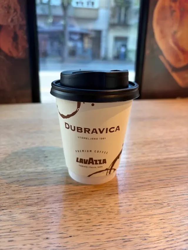 BookNoFees: Αρτοποιείο – Dubravica – Zagreb – Ντουμπραβίτσα, φωτογραφία 2