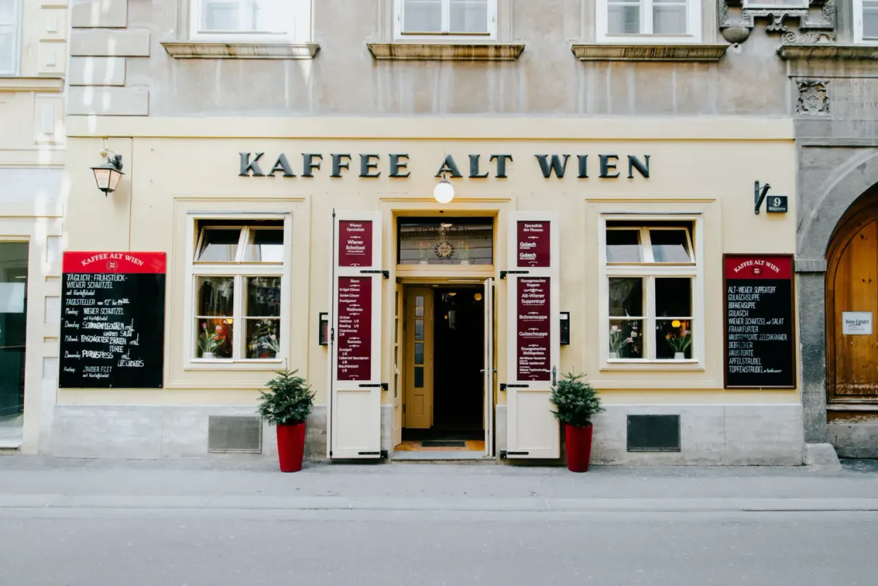 BookNoFees: Καφετέρια – Kaffee Alt Wien – Vienna – Καφές Alt Wien, φωτογραφία 1