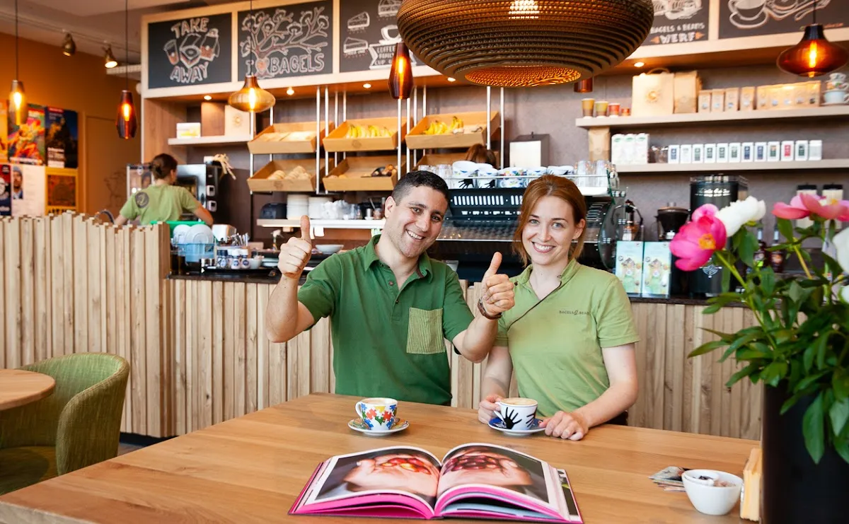 BookNoFees: Εστιατόριο – Bagels & Beans – Amsterdam – Μπέιγκελς & Φασόλια, φωτογραφία 1